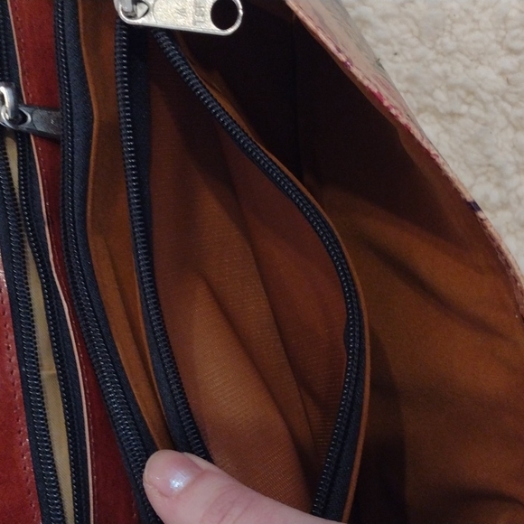 Genuine Hand-Tooled Painted Leather Clutch Wristlet Wallet Tribal Elephant Style - Picture 8 of 15